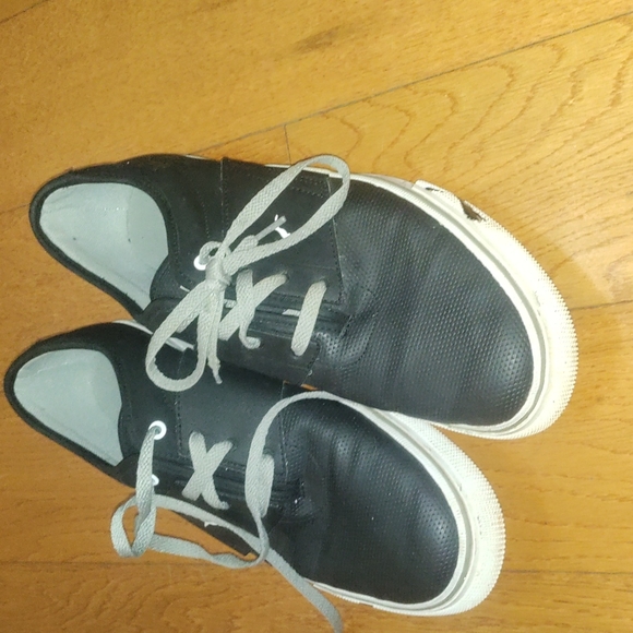 COPY - Puma Ortholite Mens Black & White Perforated Leather Low Top Sneakers Si… - Picture 1 of 5